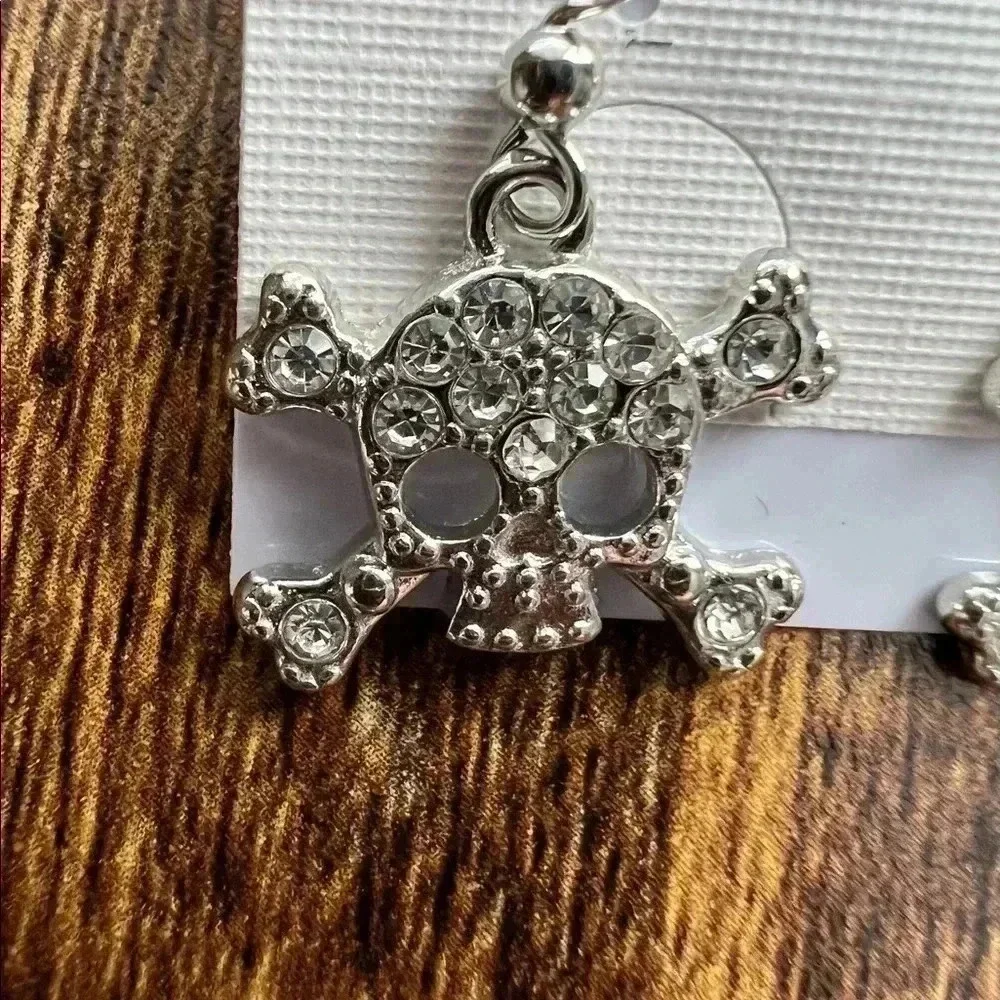 SET: (1) skull ring + (1) rhinestone skull dangly earrings
